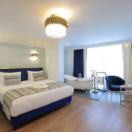 Golden Horn Bosphorus