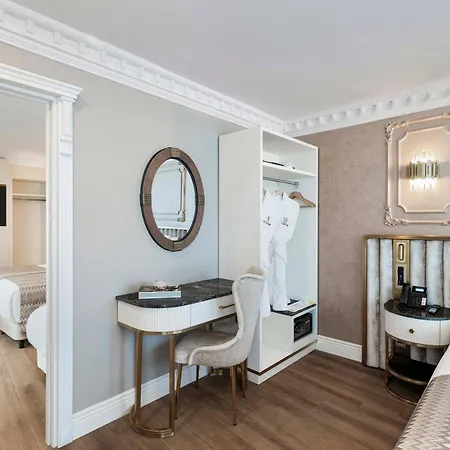 Golden Horn Bosphorus Szálloda 4*