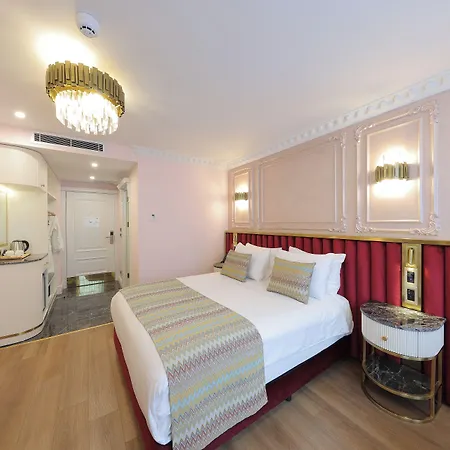 Golden Horn Bosphorus Szálloda 4*
